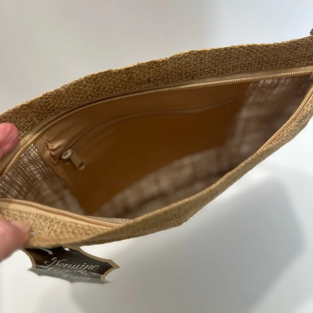 Vintage burlap / Jute zippered clutch with genuine leather trim & original tag.